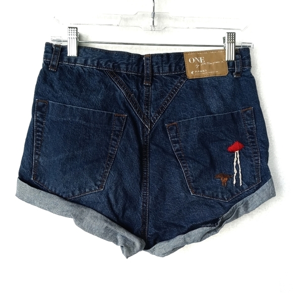 One teaspoon Hawks embroider high-rise jean shorts